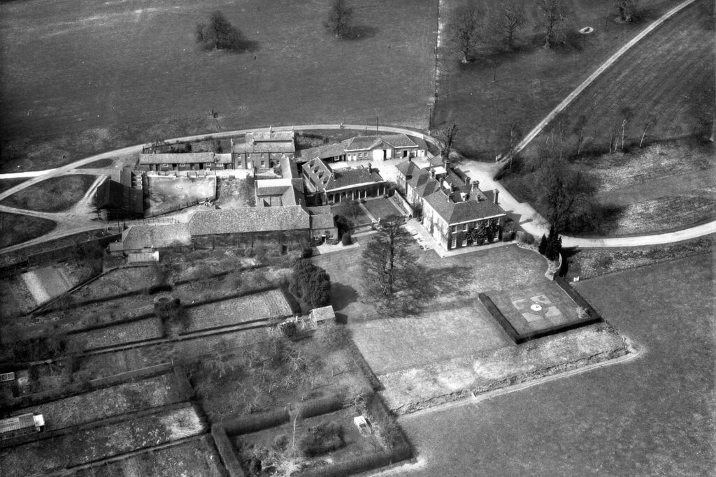 Aerial shot Micklefield Hall 1967
