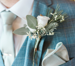 MICKLEFIELD HALL BRIDAL ROOM GROOMS ROOM JANGO NIKKI WATKINS PHOTO (4)