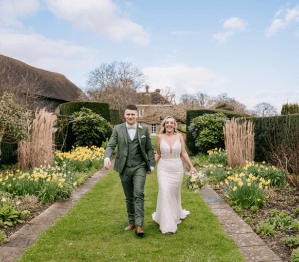 SARAH LEGGE MICKLEFIELD HALL MARCH WEDDING (8)