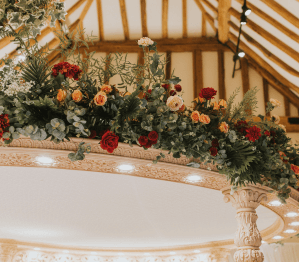 LILY LANE MICKLEFILED HALL MANDAP IN GREAT BARN (5)