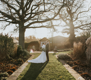 LILY LANE WINTER WEDDING AT MICKLEFIELD HALL (1)