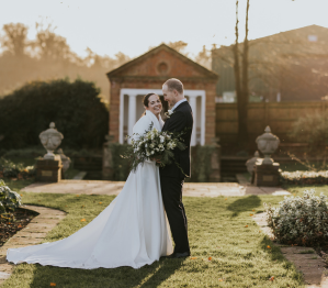 LILY LANE WINTER WEDDING AT MICKLEFIELD HALL (2)