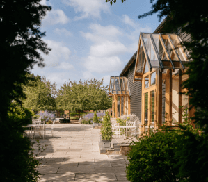 SARAH LEGGE MICKLEFIELD HALL TARA AND MIKE (3)